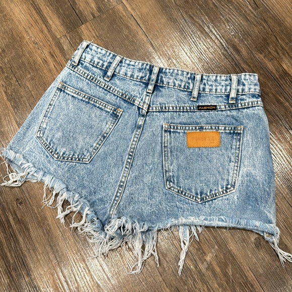 Light Jean Shorts - Picture 2 of 4